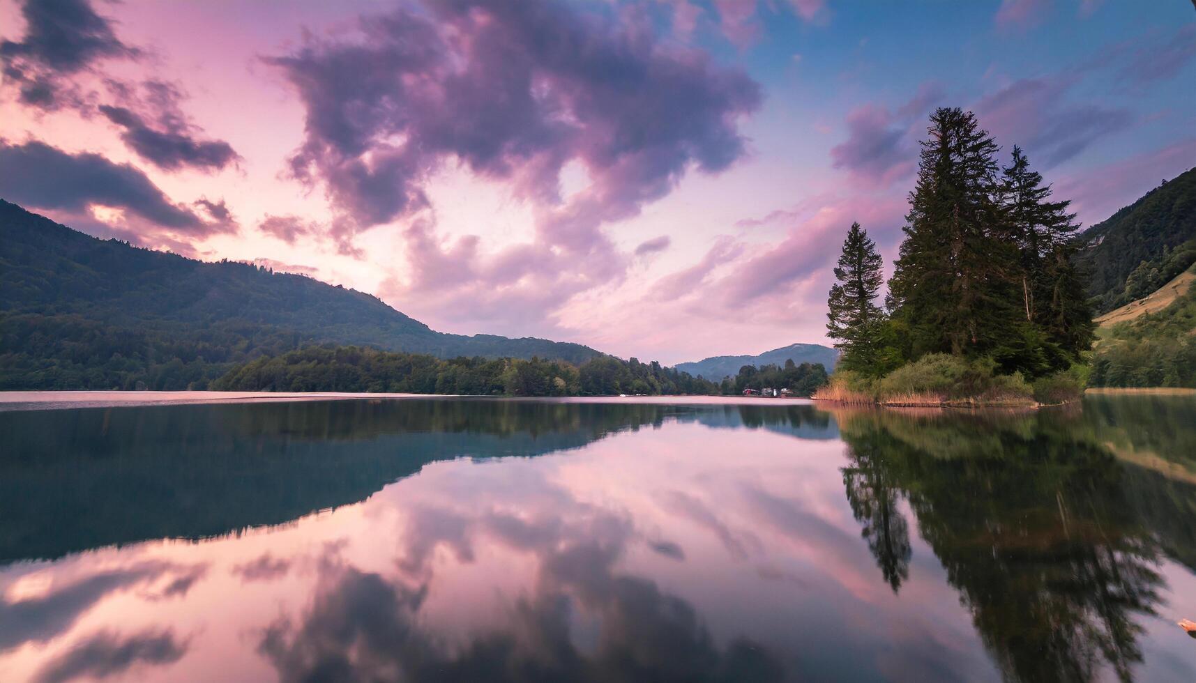 ai generado hermosa rosado nublado puesta de sol terminado un todavía montaña lago, dramático colores fotografía foto