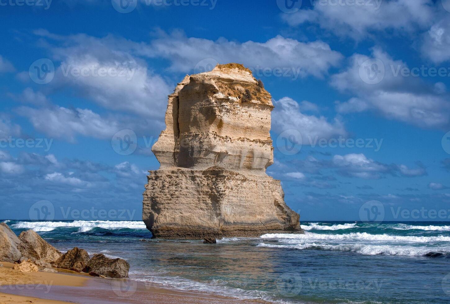 12 apostles in Australia photo