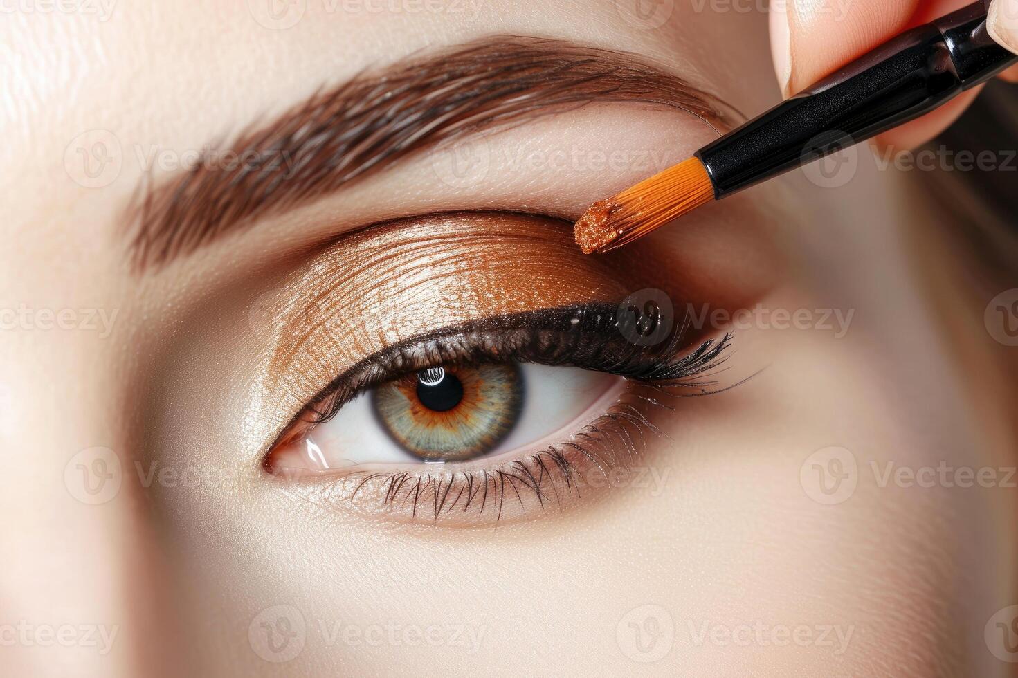 ai generado constituir. mujer maquillaje aplicando de cerca. delineador de ojos. cosmético ojo oscuridad. ojo línea cepillo para hacer arriba. belleza niña con Perfecto piel. foto