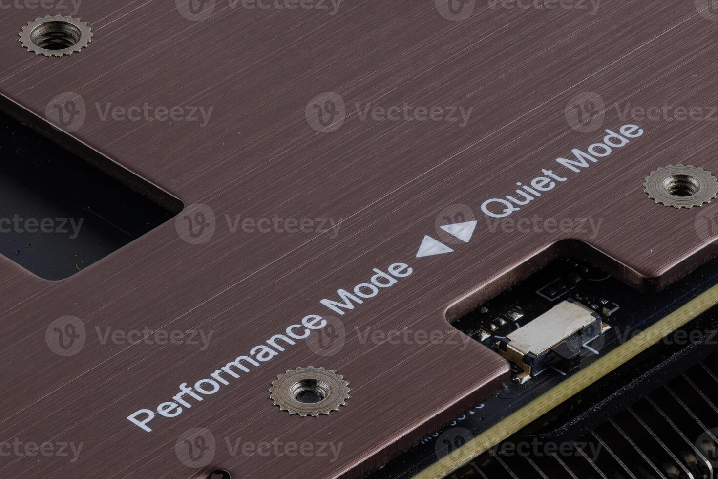 switch between performance mode and quiet mode on modern graphics card photo