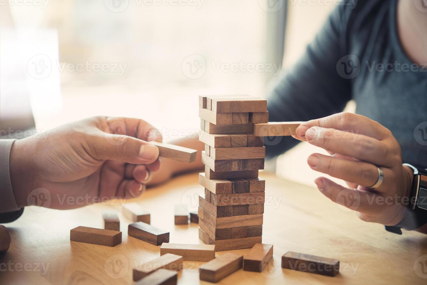 Business risks in the business. Requires planning Meditation must be careful in deciding to reduce the risk in the business. As the game drew to a wooden block from the tower photo