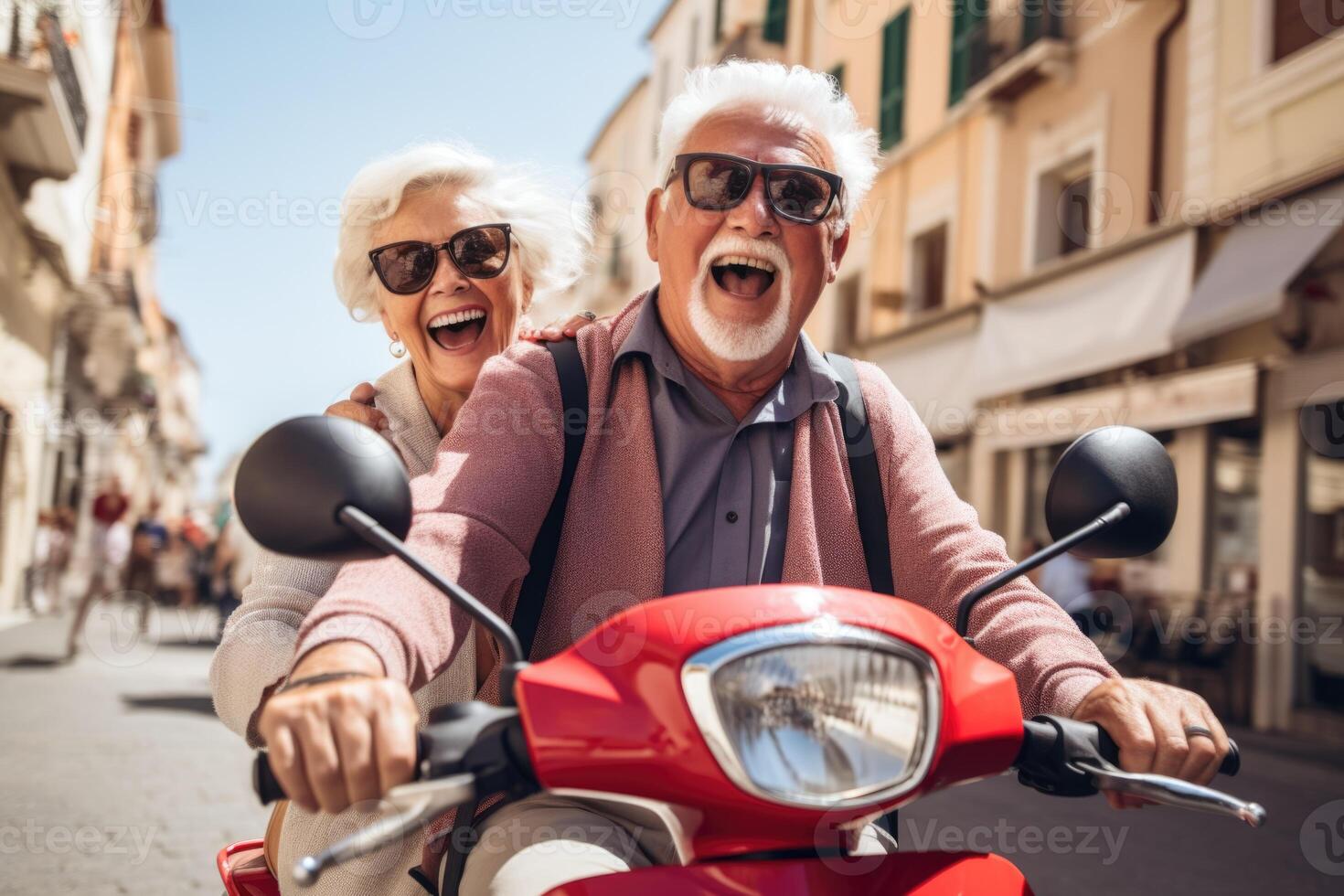 ai generado un mayor alegre emocional Pareja en oscars paseos un scooter a lo largo un ciudad calle foto