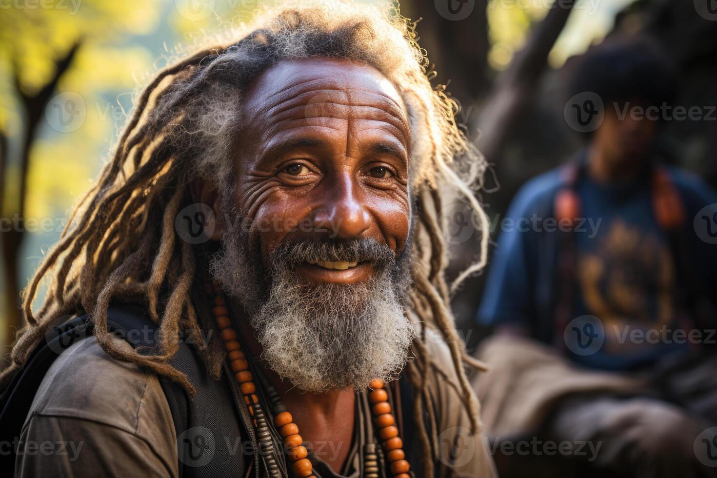 ai generado retrato de un alegre viajero en contra el antecedentes de naturaleza foto