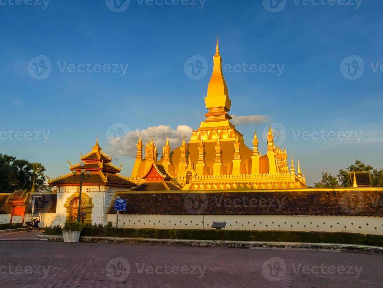 Pha ese luang dorado estupa, vientián, Laos, lao gente democrático república foto