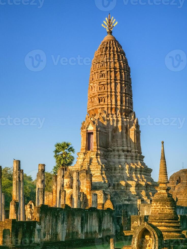 Wat Phra Sri Rattana Mahathat Rajaworavuharn temple in Si Satchanalai historical park, Thailand photo