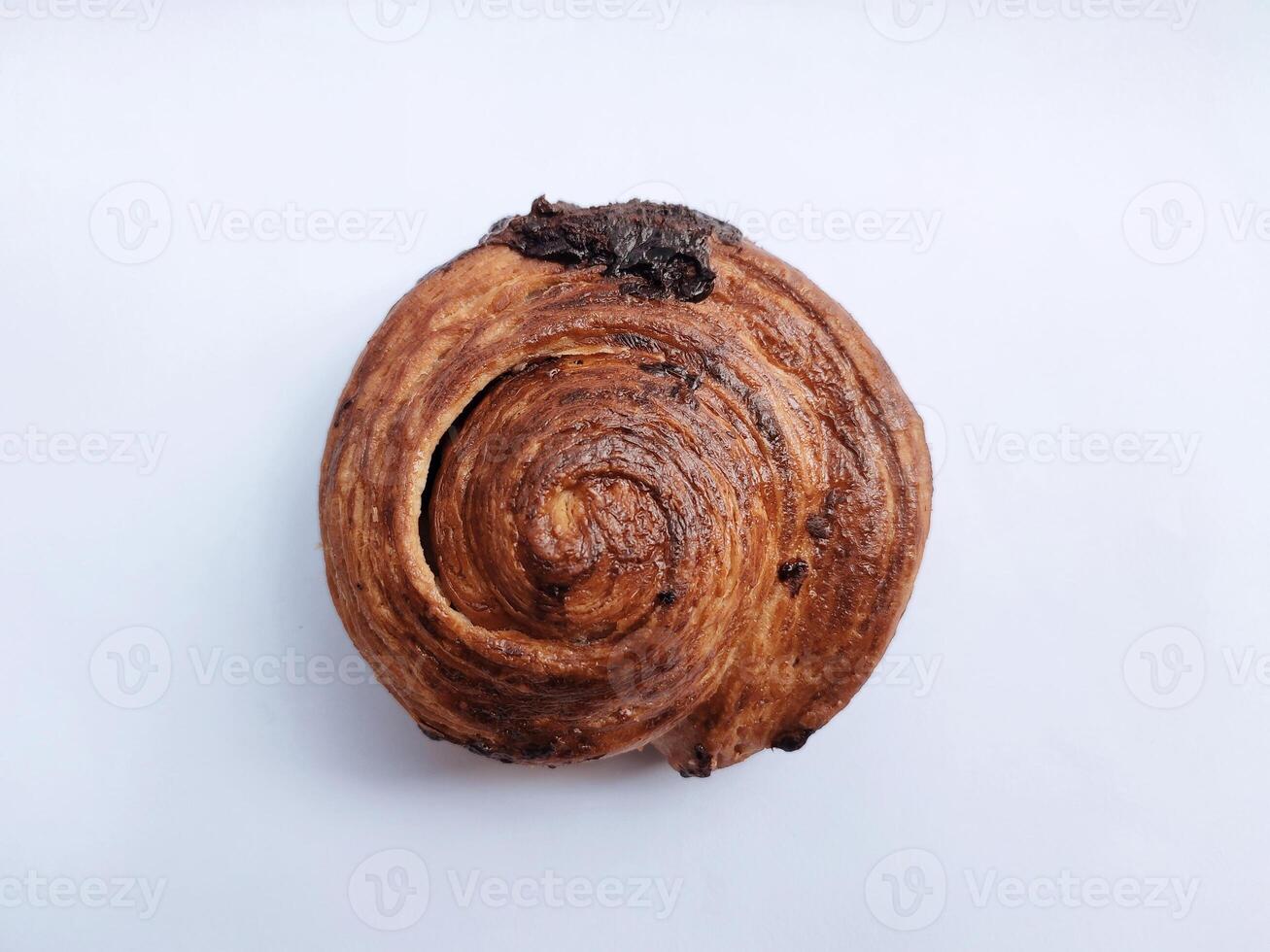 cromboloni, redondo cuerno, nuevo York rollo, un viral Pastelería combinatorio croissants y bomboloni aislado en blanco antecedentes foto