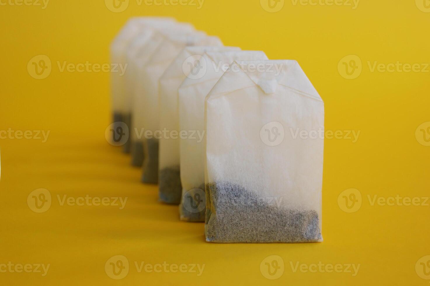 page-2-tea-packing-stock-photos-images-and-backgrounds-for-free-download
