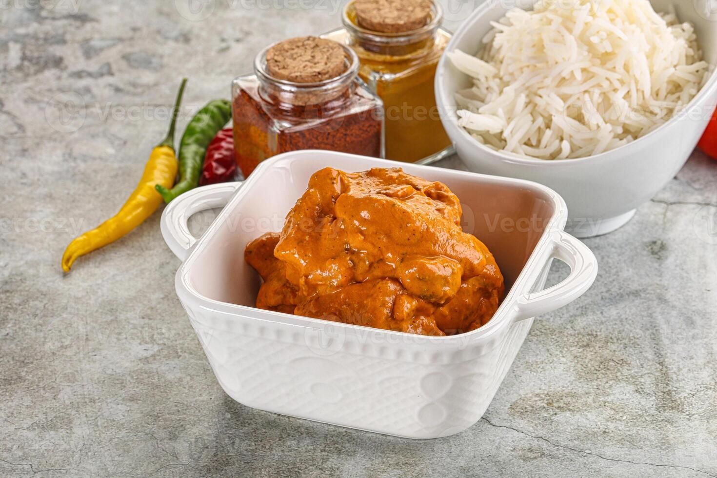 Indian cuisine - chicken butter masala photo