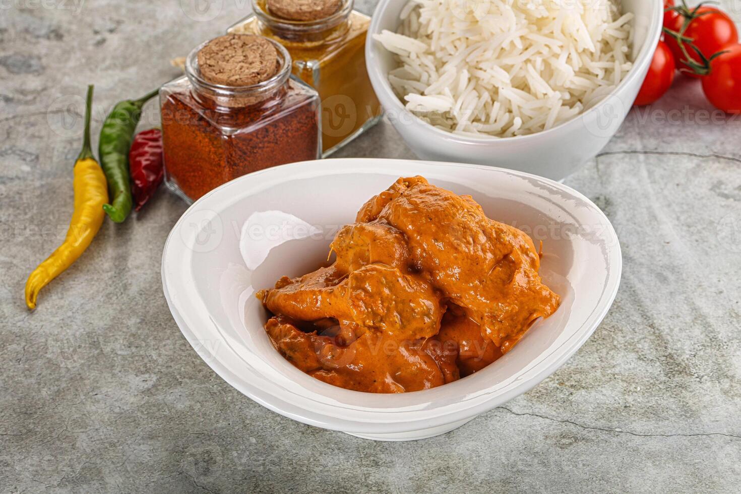 Indian cuisine - chicken butter masala photo