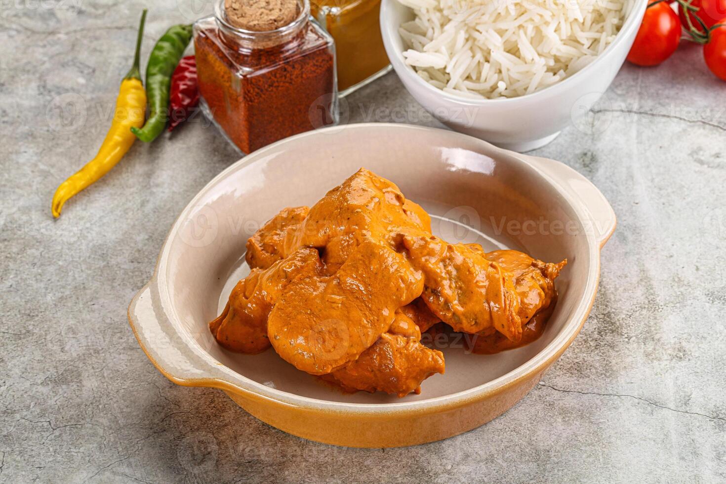 Indian cuisine - chicken butter masala photo