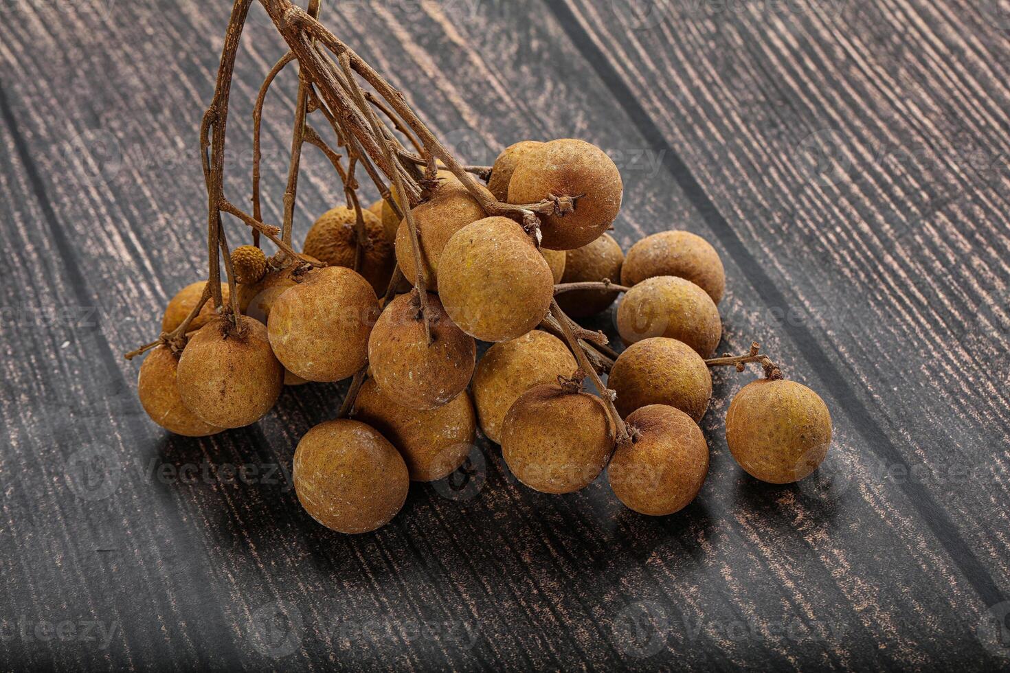 Ripe sweet tropical Longan fruit photo