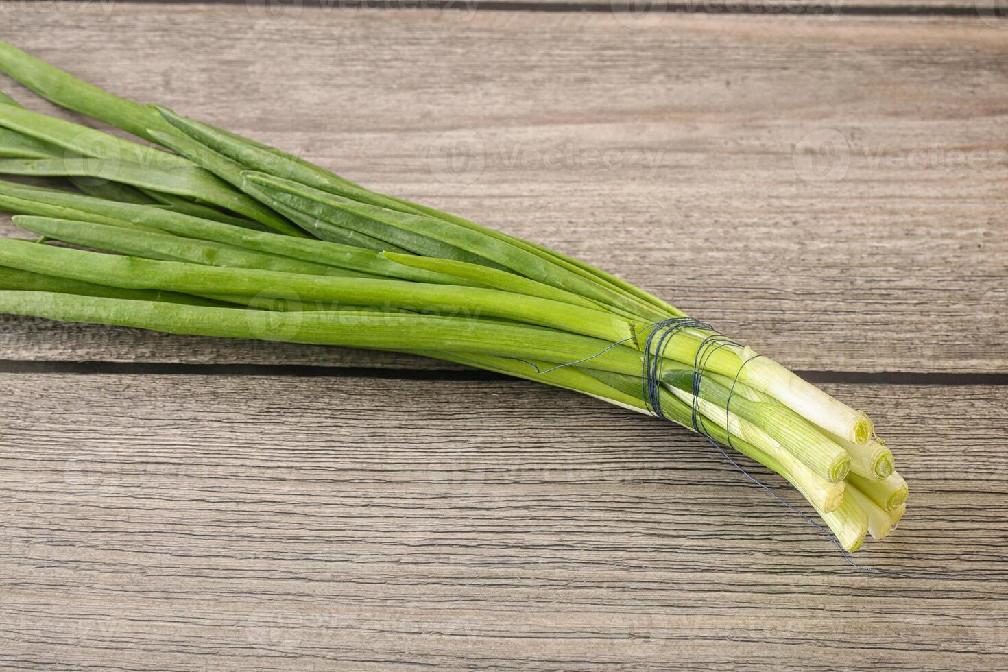 Raw young green onion heap photo