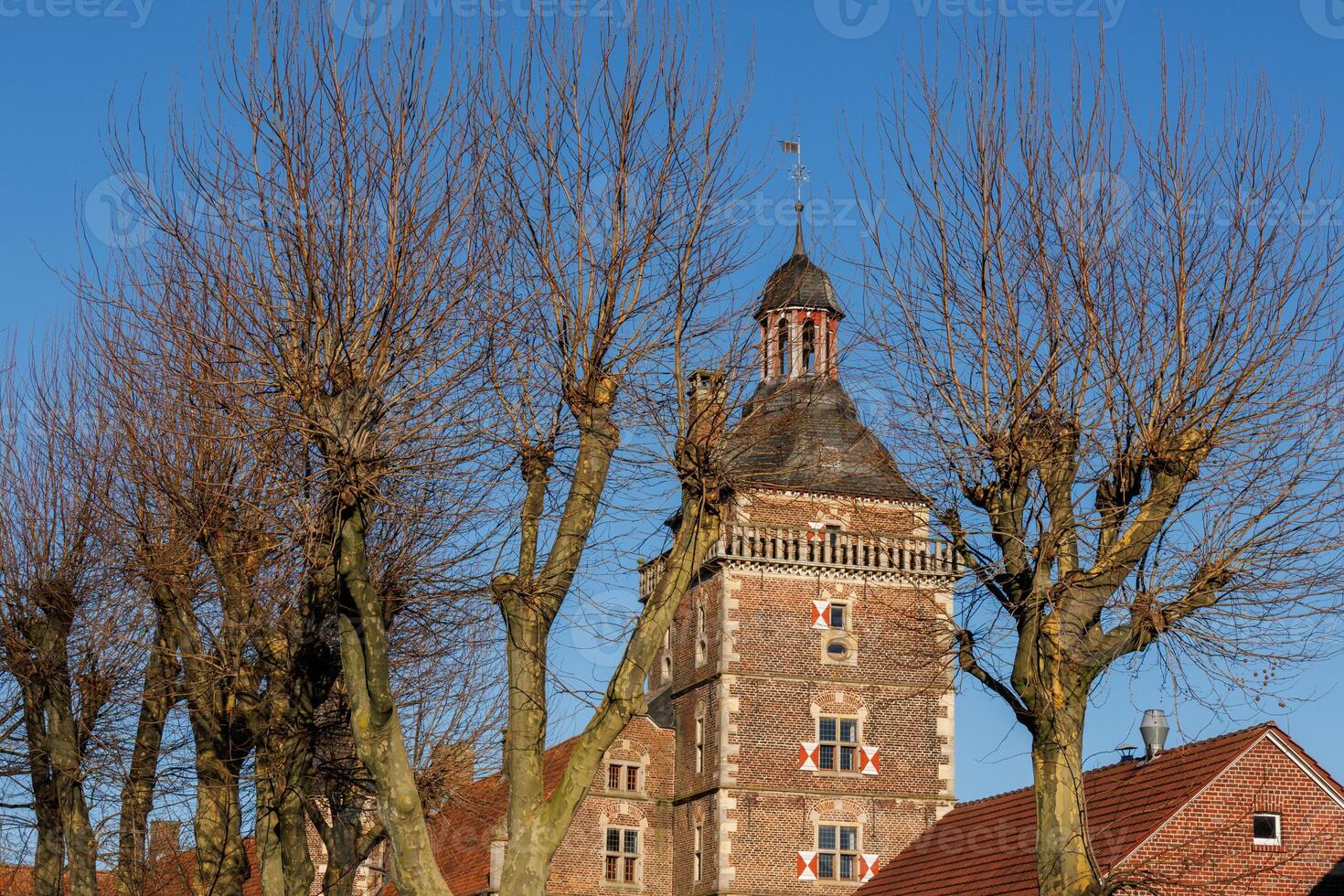 the castle of Raesfeld in germany photo