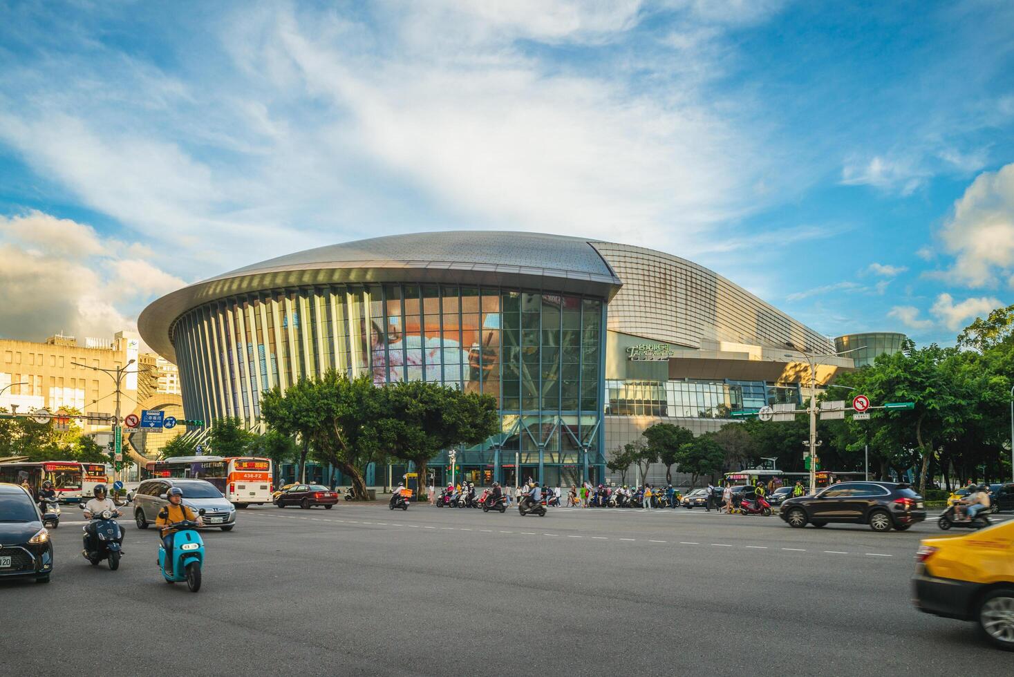 Taipei Arena, a multi-purpose stadium with a seating capacity of 15000, is located in Taipei city, Taiwan. The arena was built in 2001 and opened on 1st december 2005. photo