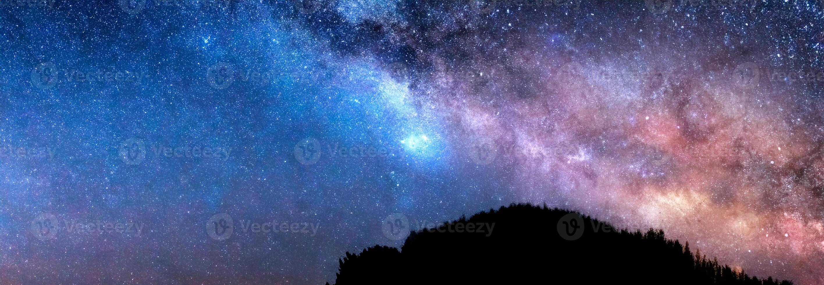 lechoso camino galaxia. estrellado cielo. foto