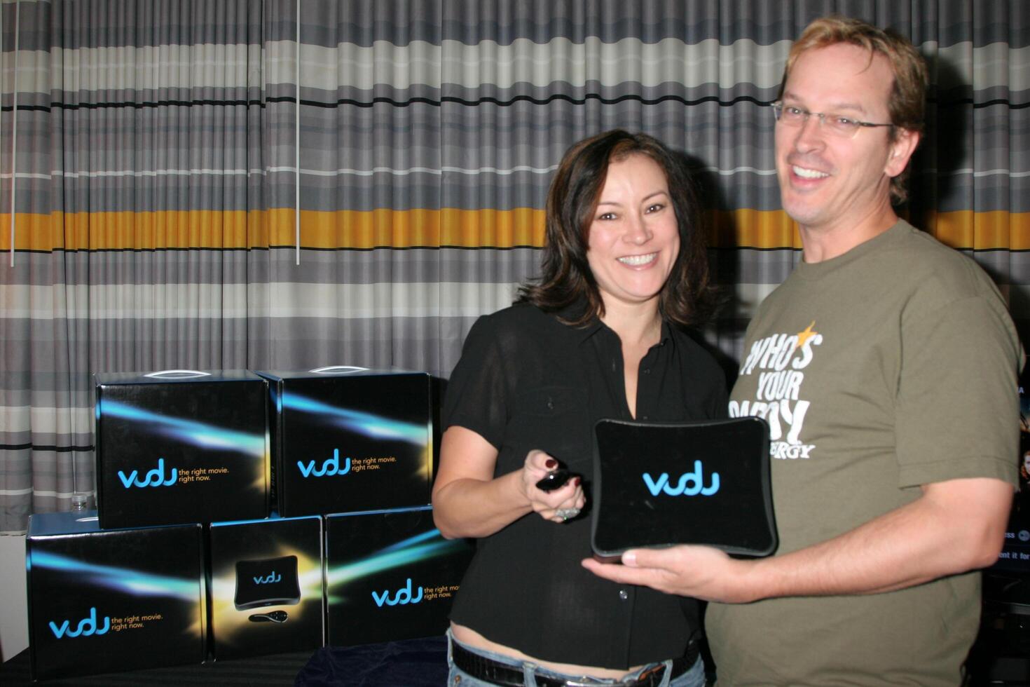 Phil Laak  Jennifer Tilly GBK American Music Awards Gifting Suite 2007  The Standard Hotel Downtown  Los Angeles, CA November 17, 2007 photo