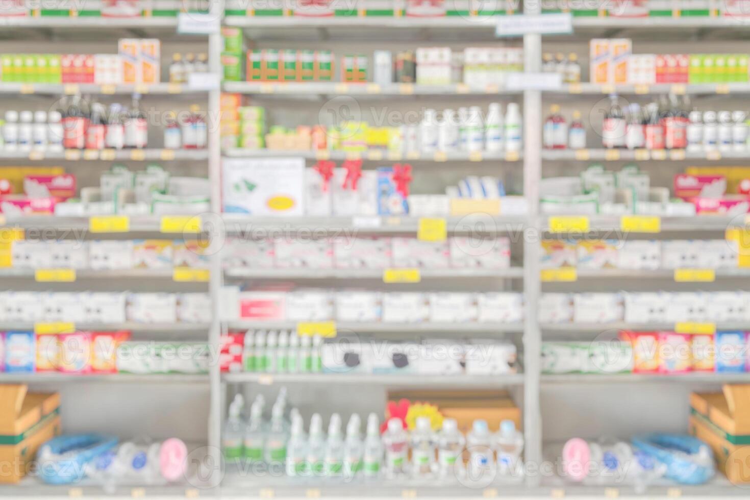 farmacia droguería estantes interior desenfoque de fondo médico foto