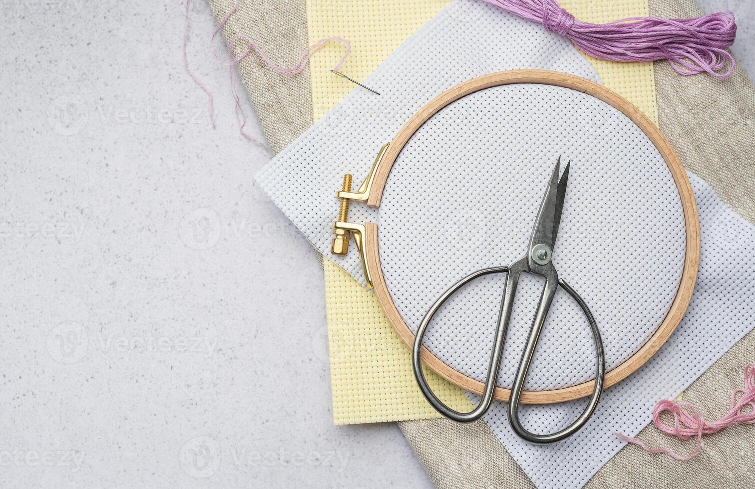 Embroidery hoop, fabric, thread and other accessories photo