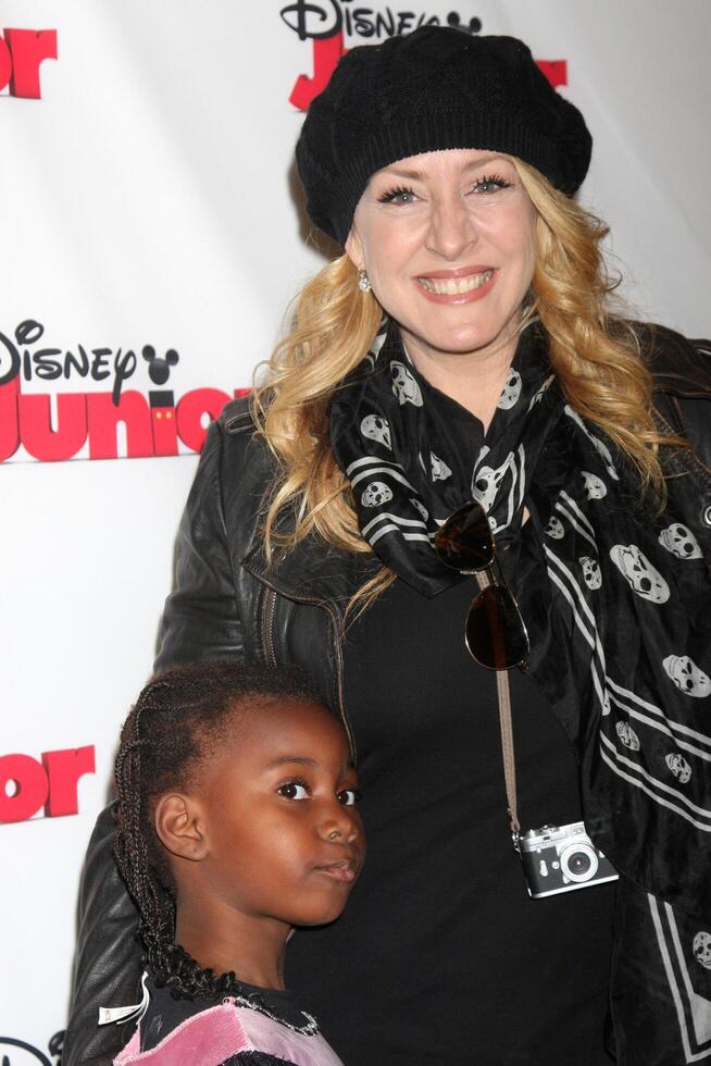 LOS ANGELES - OCT 18  Joely Fisher, daughter at the Jake And The Never Land Pirates Battle For The Book Costume Party Premiere at the Walt Disney Studios on October 18, 2014 in Burbank, CA photo