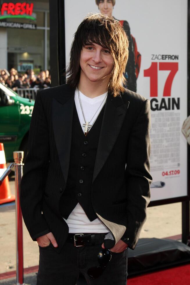 Mitchel Musso arriving at the 17 Again Premiere at Grauman's Chinese Theater in Los Angeles, CA on April 14, 2009 photo