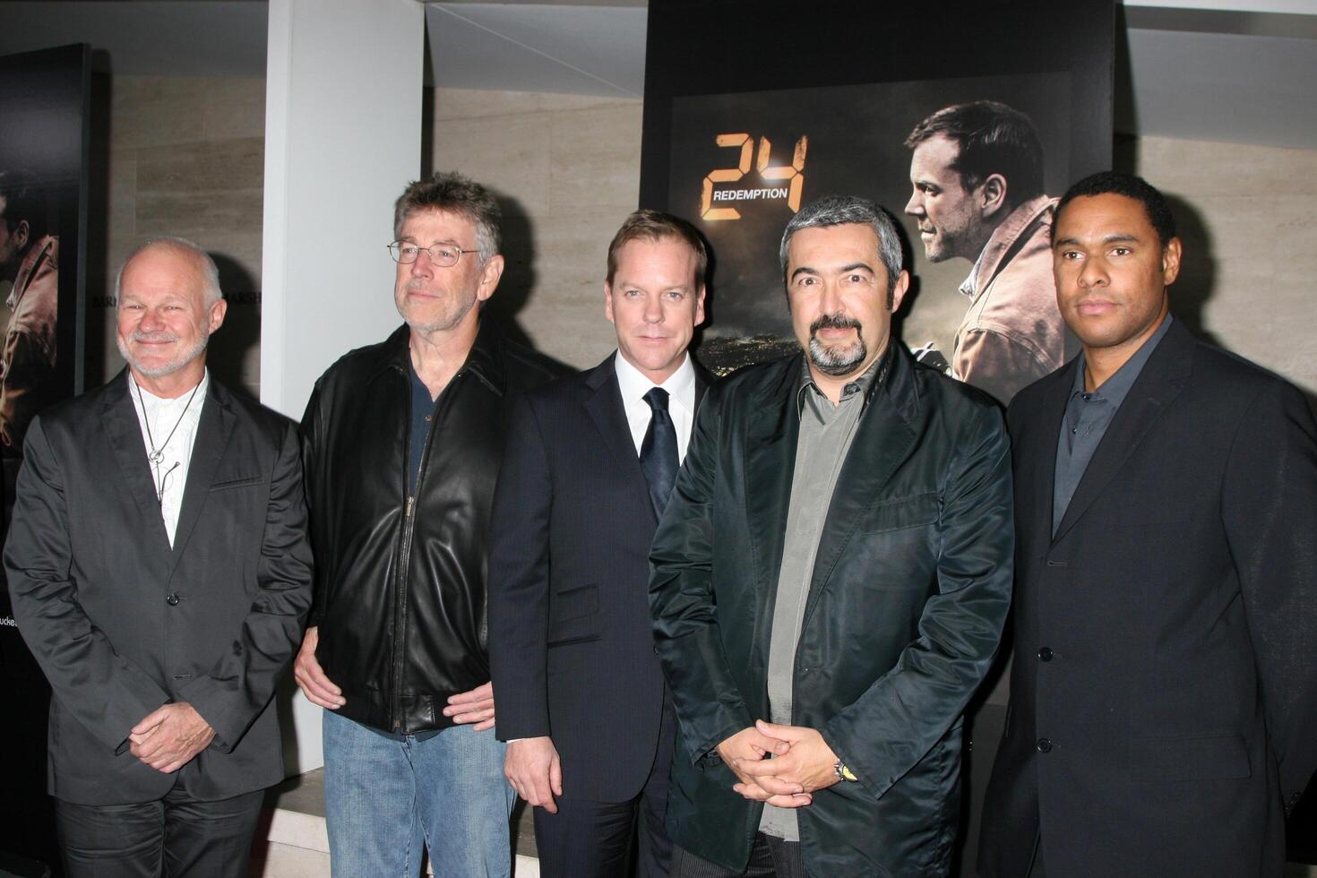 Rodney cartas, Miguel hacer clic, Kiefer sutherland, Jon casar, y kelsey mcneal foto