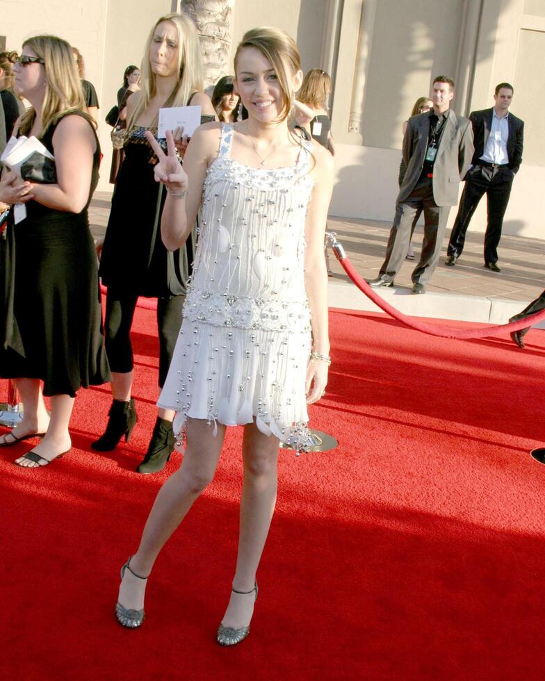 Miley Cyrus American Music Awards 2006 The Shrine Auditorium Los Angeles, CA November 21, 2006 photo