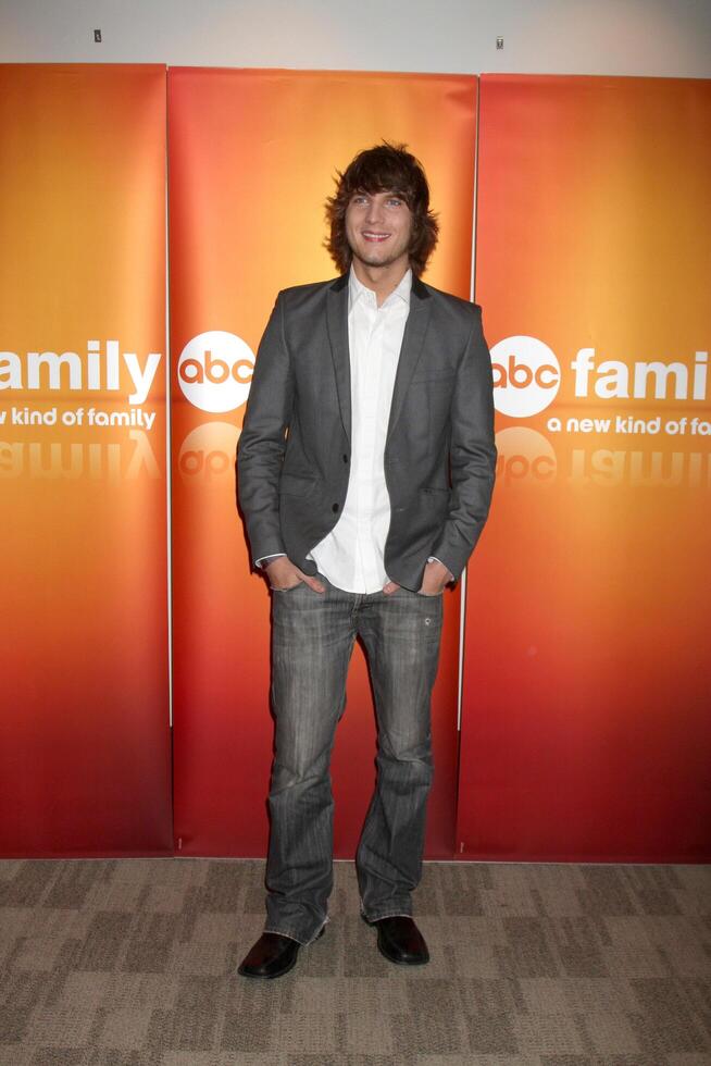 Scott Michael Foster at the Disney  ABC Television Group Summer Press Junket at the ABC offices in Burbank, CA  on May 29, 2009   2009 photo