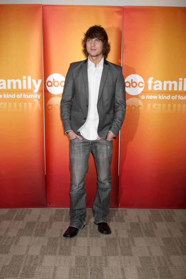 Scott Michael Foster at the Disney  ABC Television Group Summer Press Junket at the ABC offices in Burbank, CA  on May 29, 2009   2009 photo
