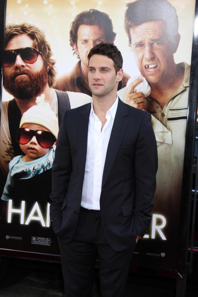 Justin Bartha arriving  at the World Premiere of Hangover at Grauman's Chinese Theater in Los Angeles, CA  on June 1, 2009   2009 photo