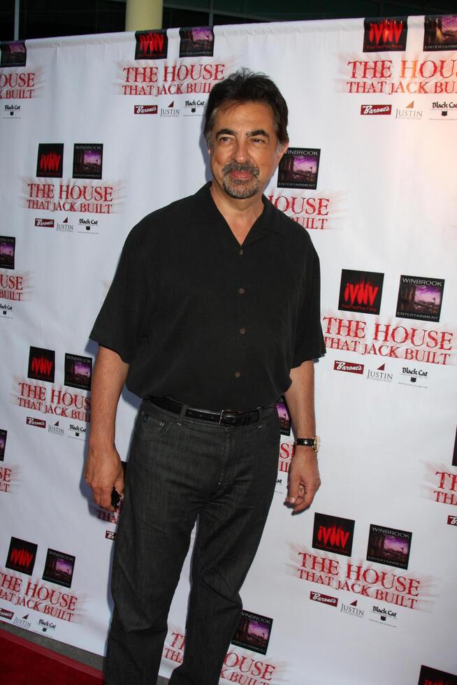 Joe Mantegna  arriving at the House that Jack Built Screening at the ArcLight Theaters in Los Angeles, CA  on July 14, 2009 photo