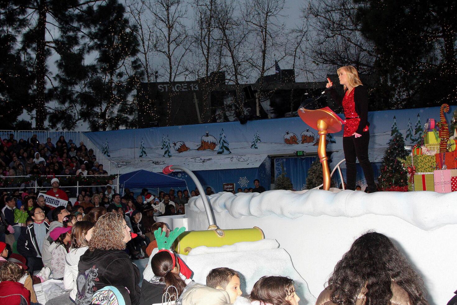 LOS ANGELES - DEC 23  Alison Sweeney at the GRINCHmas  Celebrity Holiday Readings  at Universal Studios Theme Park on December 23, 2010 in Los Angeles, CA photo