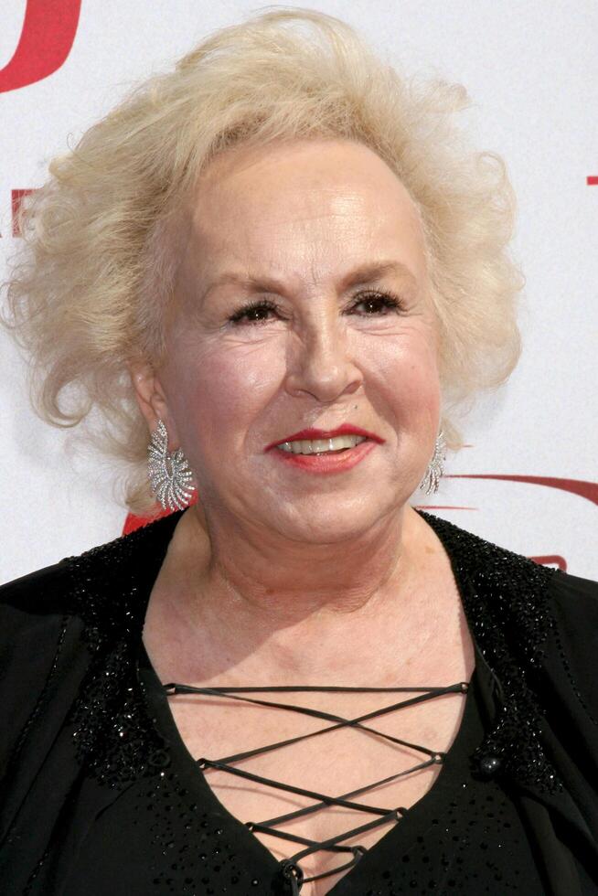 Doris Roberts arriving at the 2008 TV Land Awards Barker Hanger Santa Monica,  CA June 8, 2008 photo