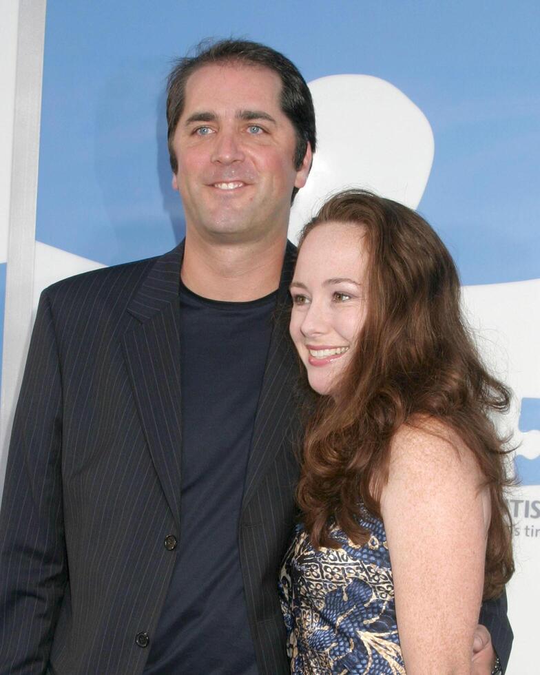 Phil Gordon and date Autism Speaks Concert, featuring Paul Simon  Jerry Seinfeld Kodak Theater Los Angeles, CA September 24, 2005 photo