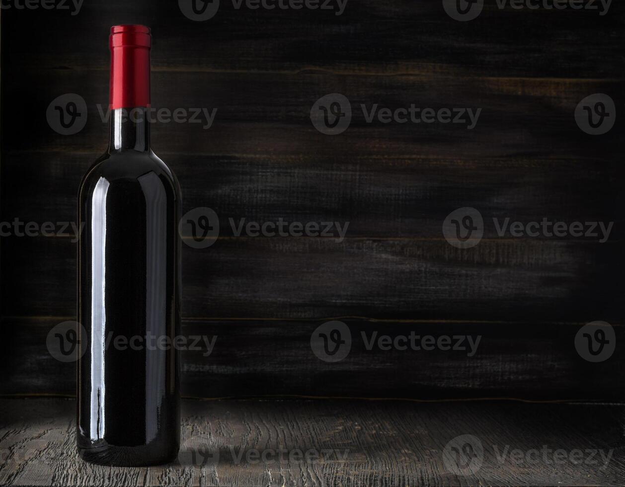 Red wine bottle photo