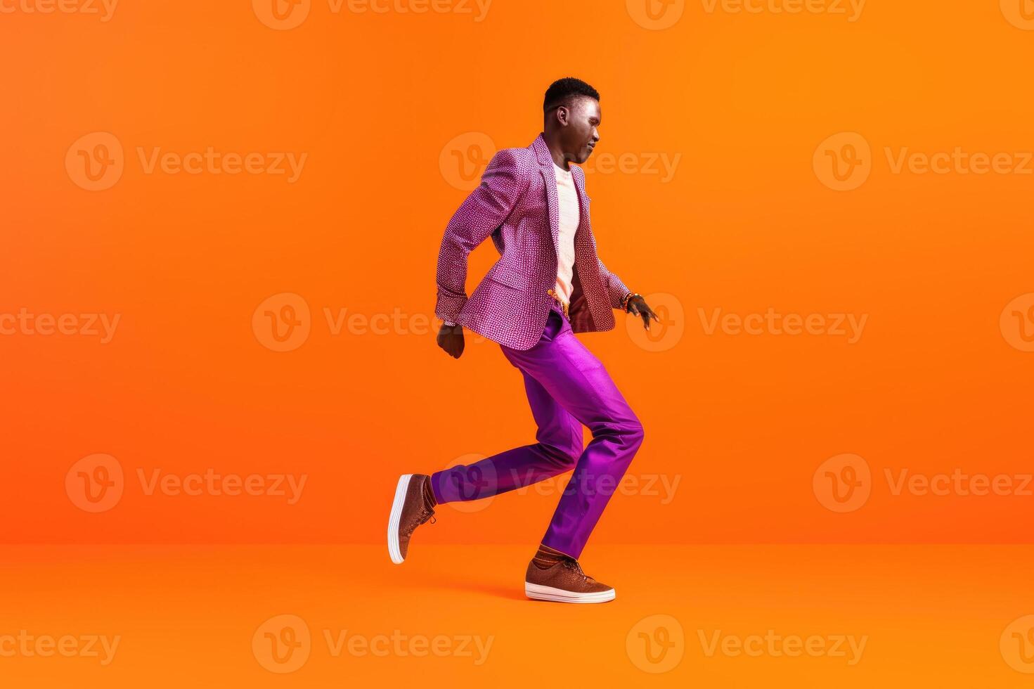 ai generado joven africano hombre bailando en púrpura antecedentes foto