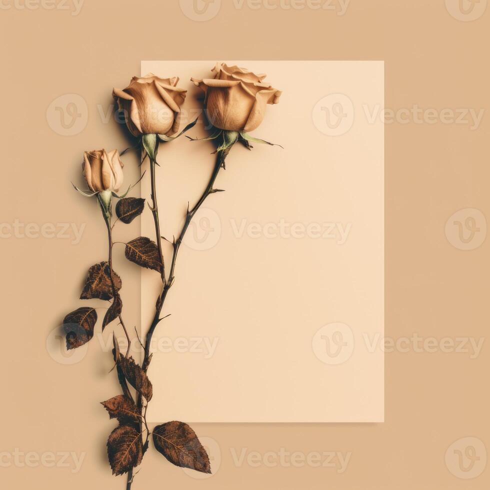 blanco espacio tarjeta postal con desvanecimiento blanco rosas en beige papel antecedentes. S t. San Valentín día póster. ai generado foto