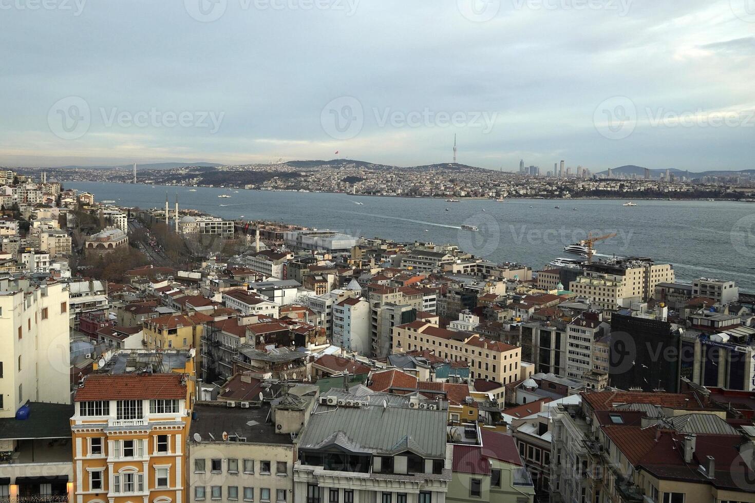 Estanbul aéreo paisaje urbano a puesta de sol desde galata torre foto