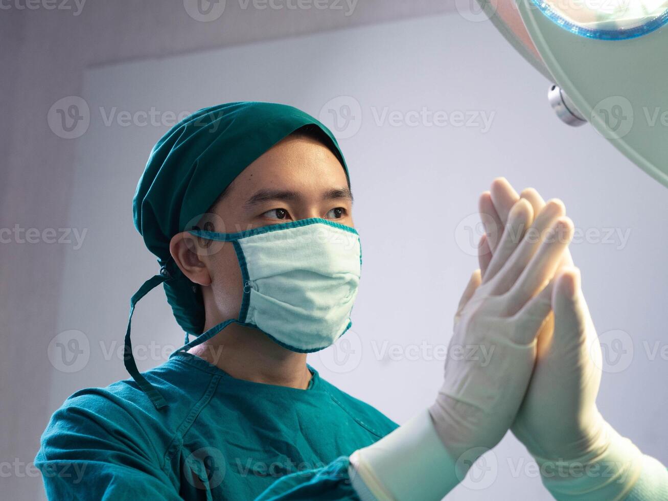Doctor nurse staff assistance man woman female male person people human copy space wear uniform mask medical expertise operation emergency room work job professional physician confidence scrubs care photo
