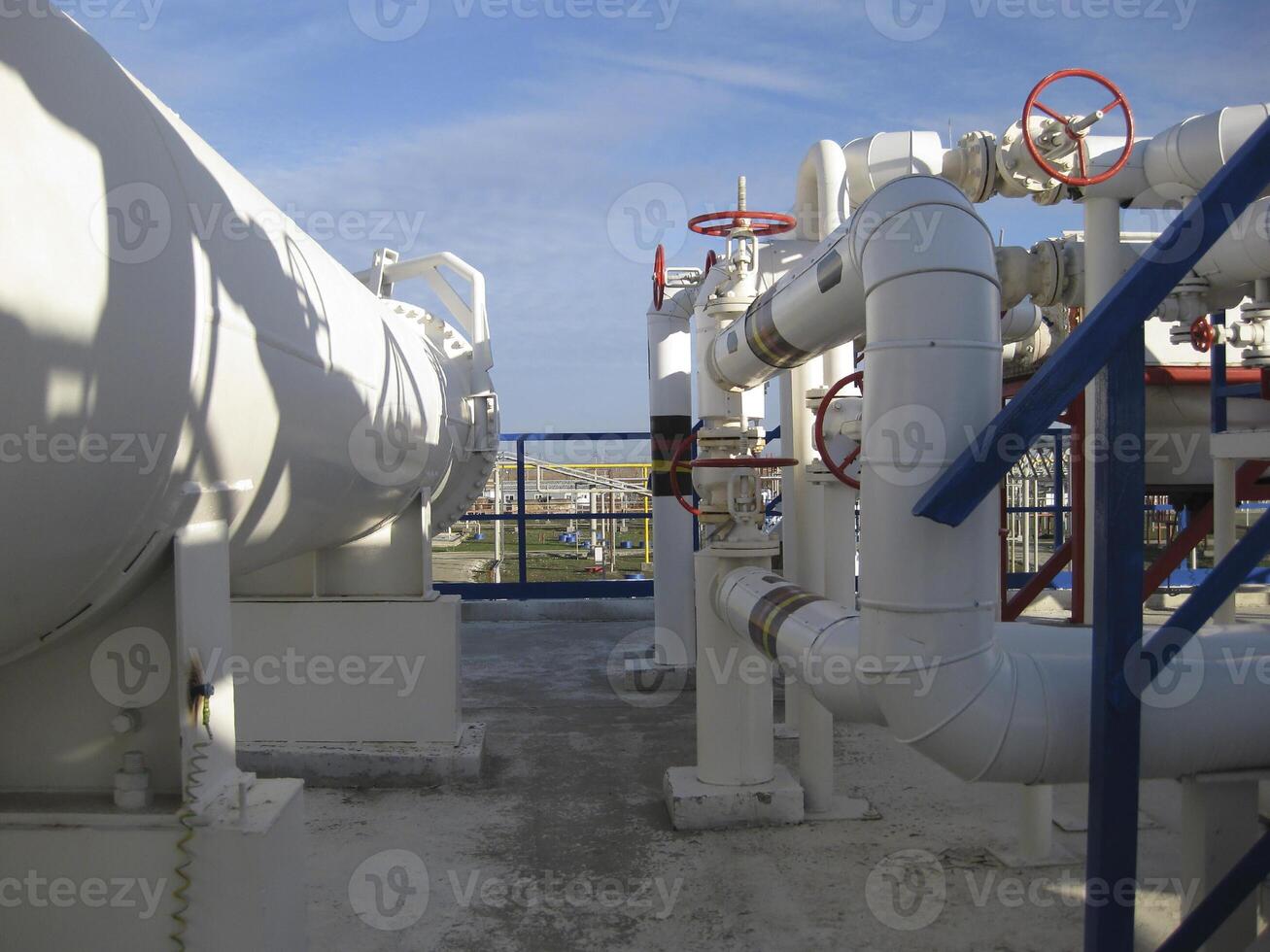 Heat exchangers in a refinery photo