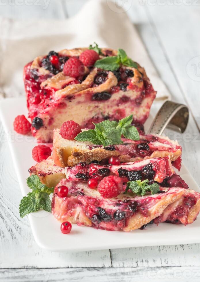 Cake with black and red currant photo