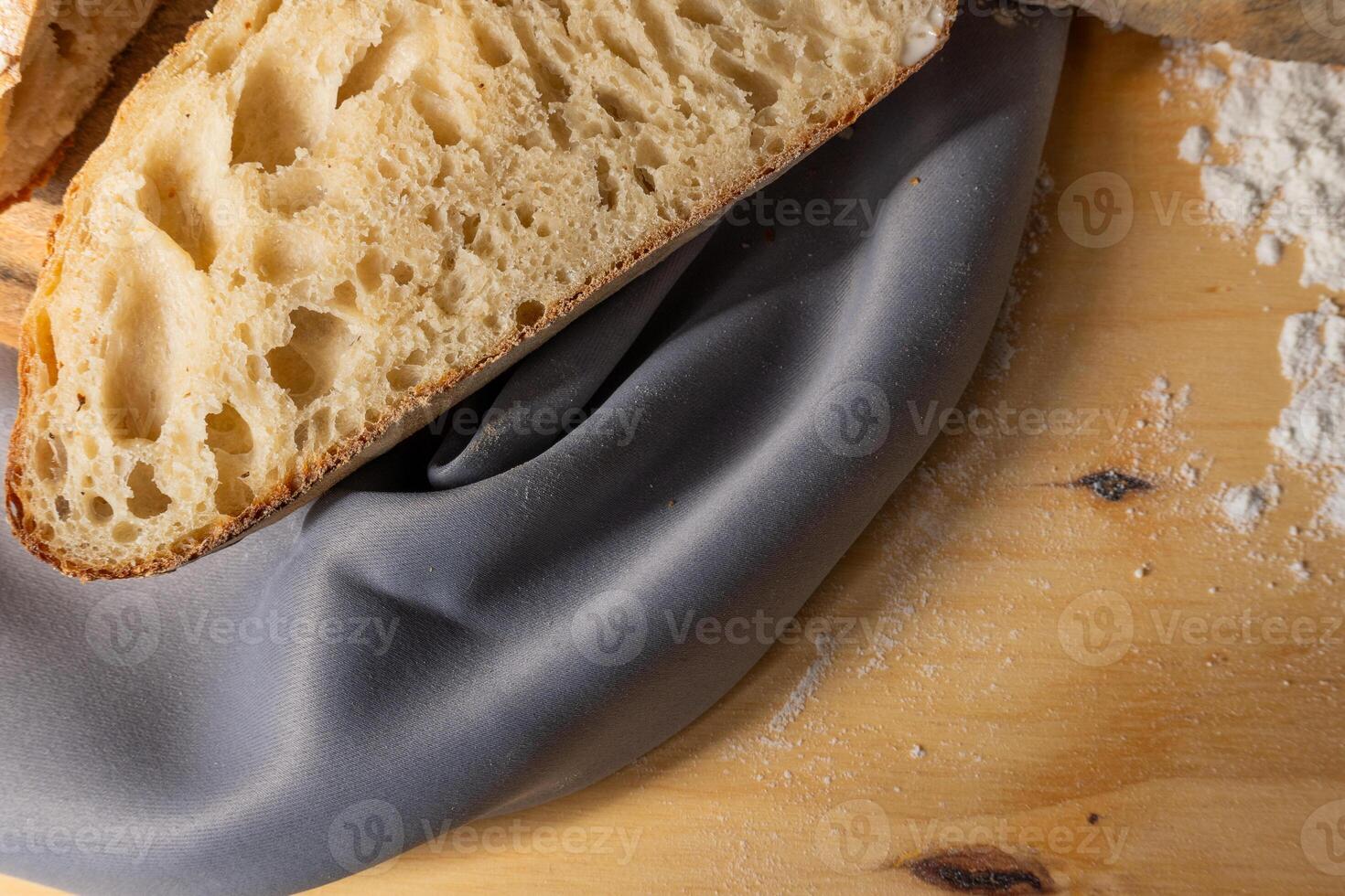 Composition for restaurants or bakeries with sourdough bread and elements used for its preparation. photo