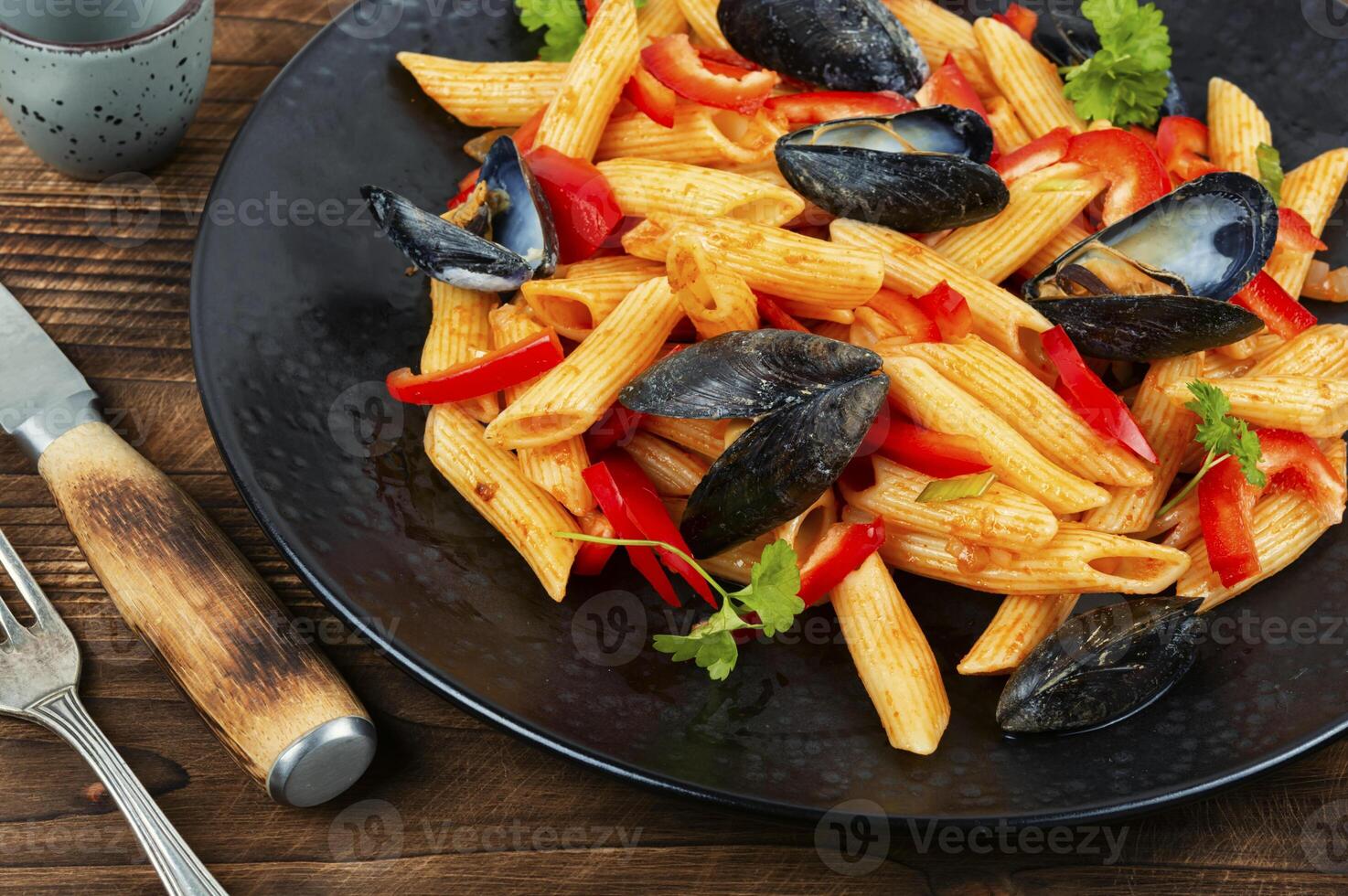 Pasta vongole with mussels. photo
