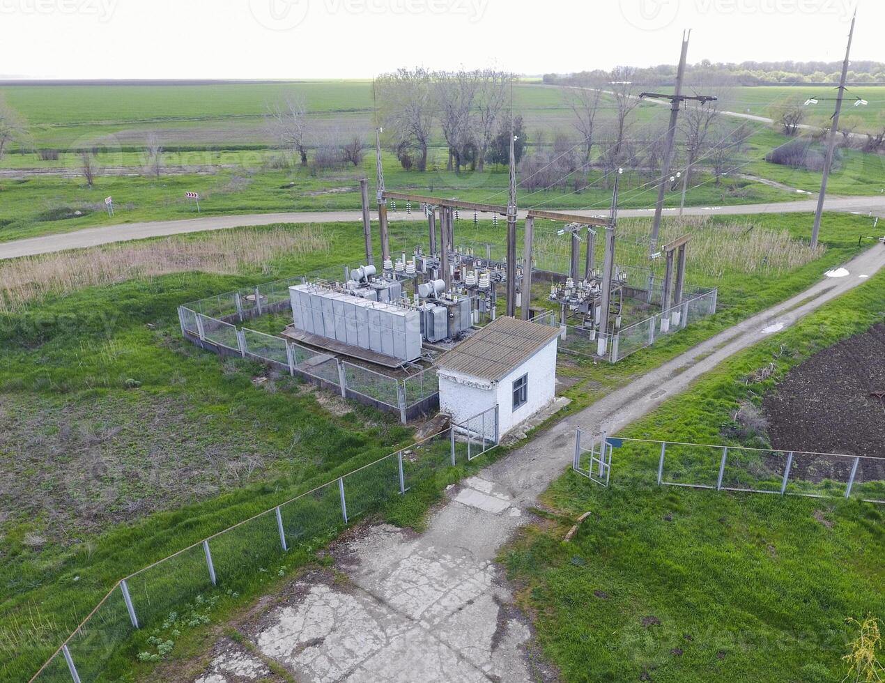 Electrical substation for power supply to an industrial facility photo