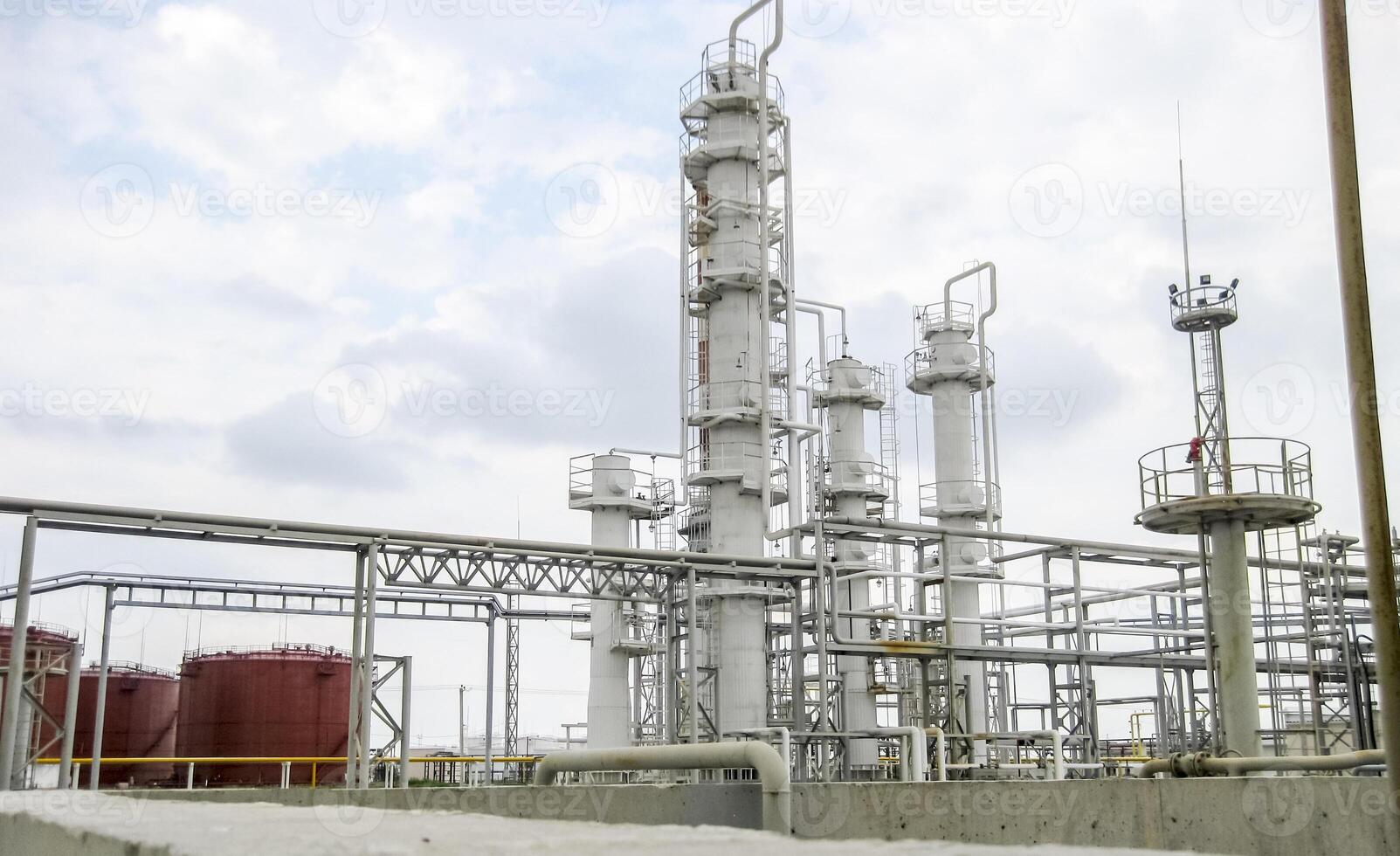 The oil refinery photo