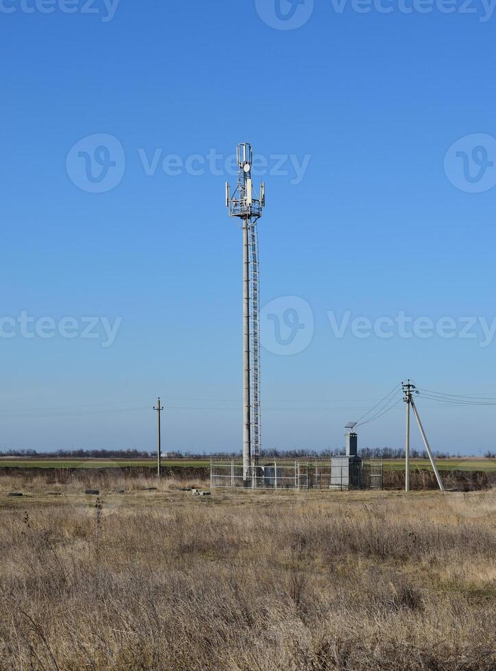 Tower for the transmission of cellular signals photo