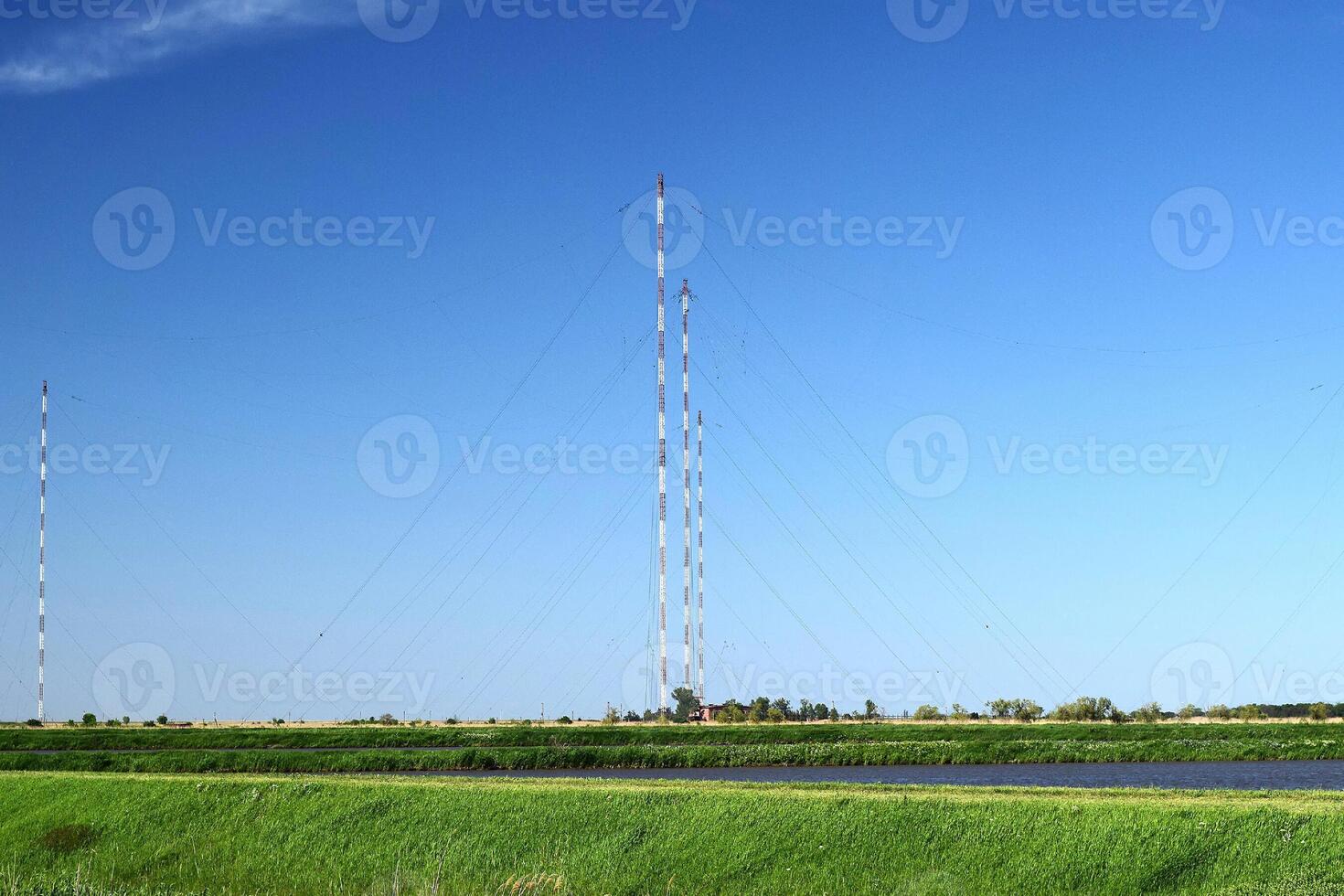 Aerial platforms for  transmission of radio waves photo
