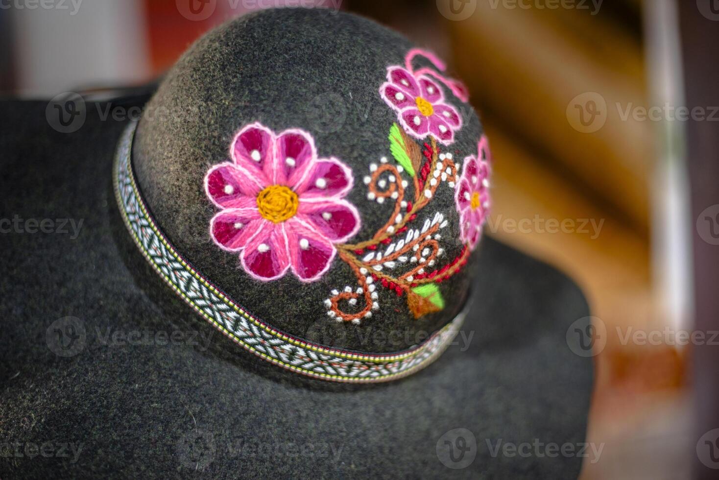 2023 8 14 Peru flowers embroidered on hat 2 photo