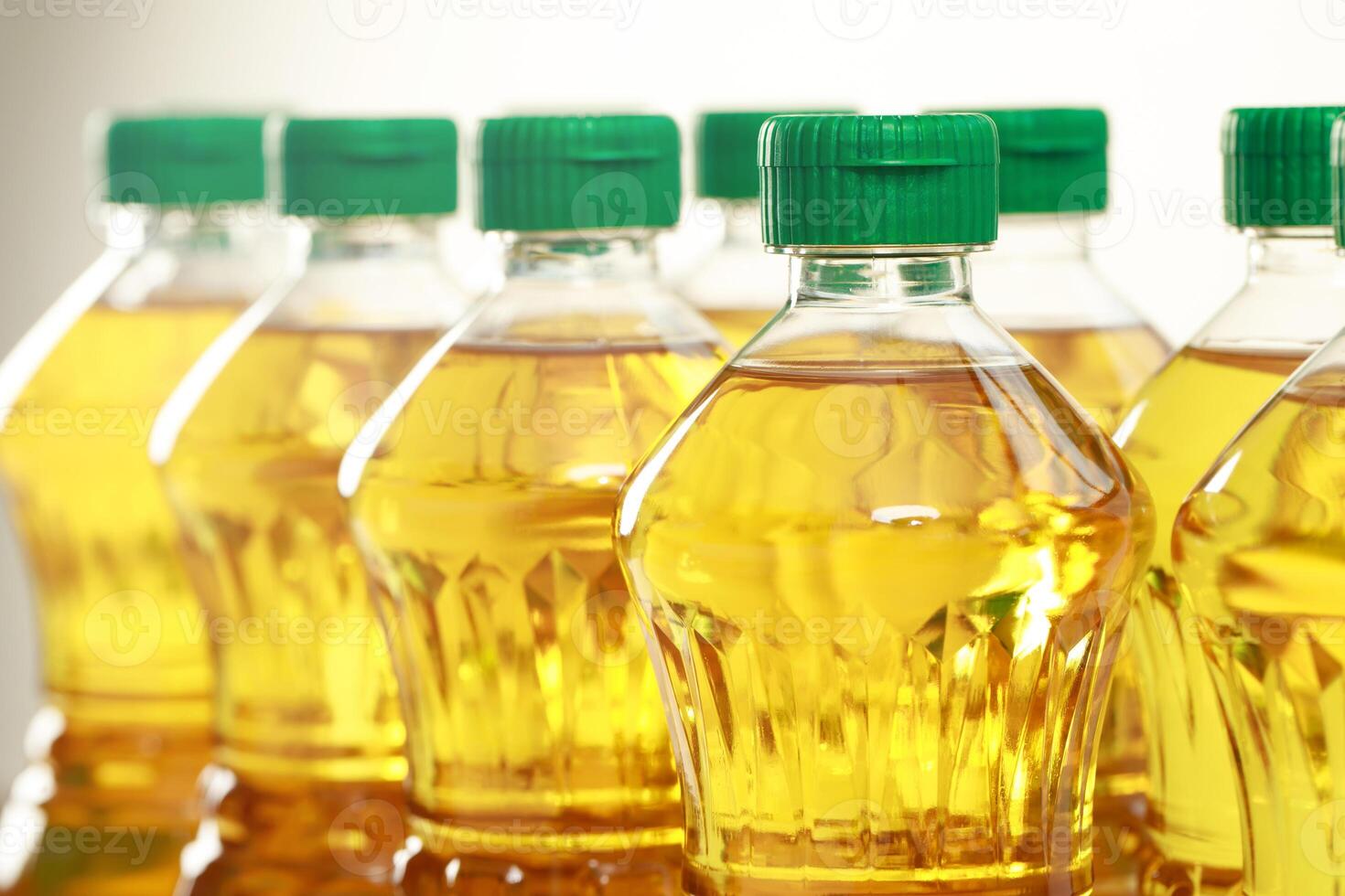 vegetable oil of cook bottle. photo