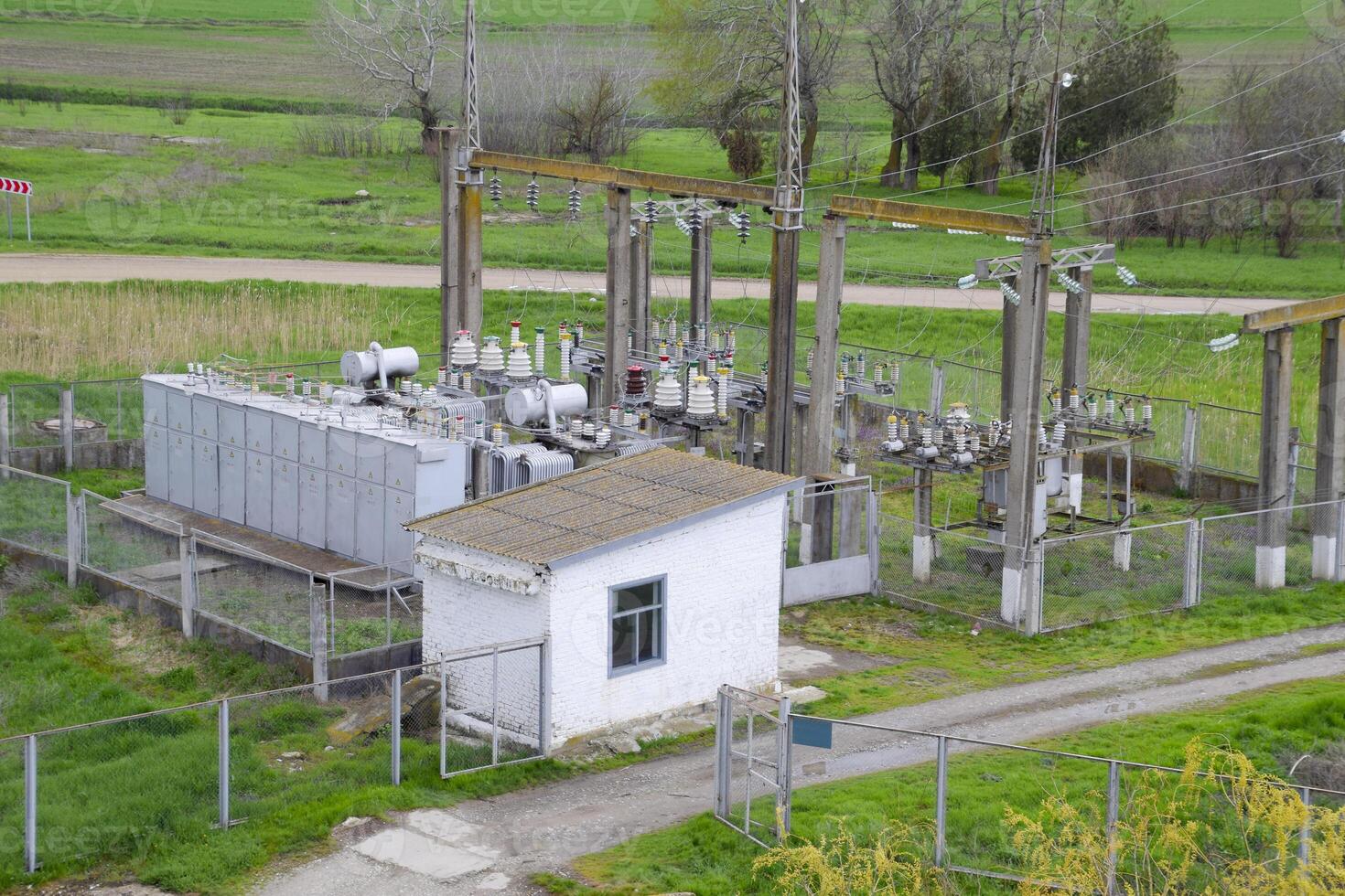 Electrical substation for power supply to an industrial facility photo