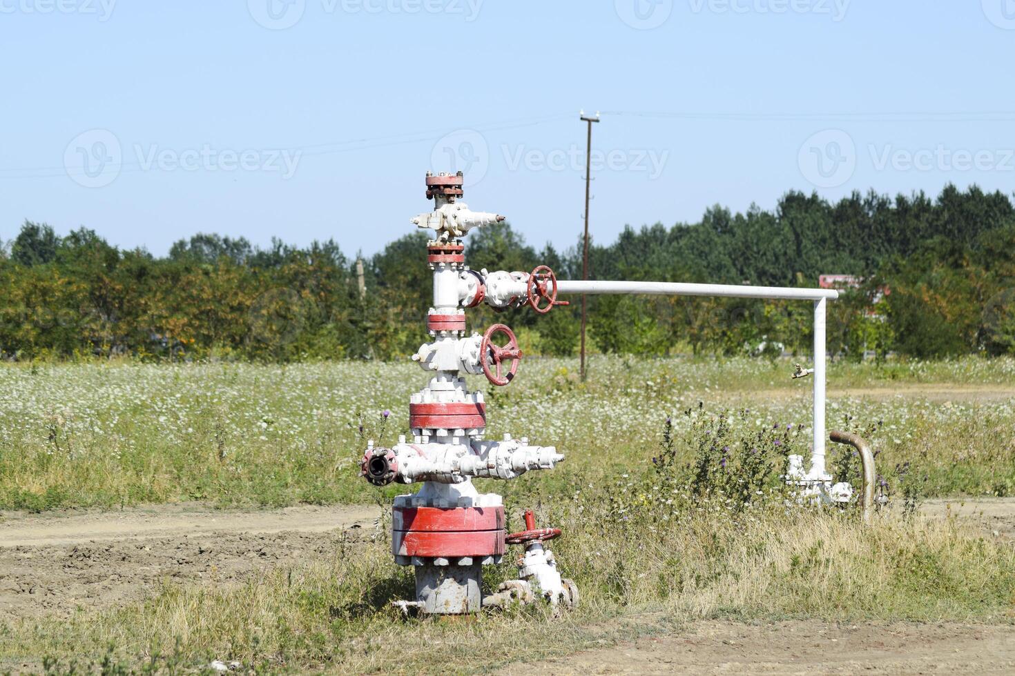 bien para petróleo y gas producción. petróleo bien cabeza de pozo equipo. petróleo producción foto